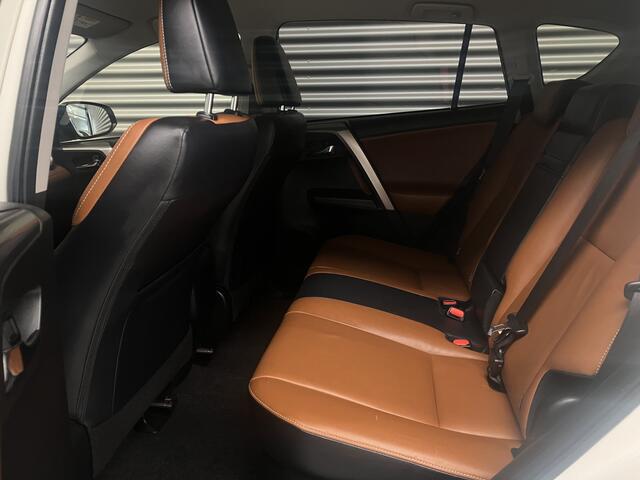 Toyota RAV4 2.5 Hybrid EXECUTIVE/LEER/MEMORY/TREKH/18 INCH/ENZ