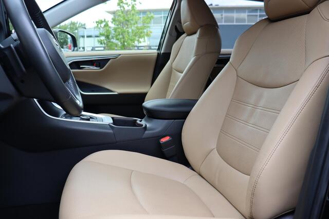 Toyota RAV4 2.5 Hybrid AWD Executive Beige Leder, Premium pack ,NL geleverd auto, JBL audio, BSM!