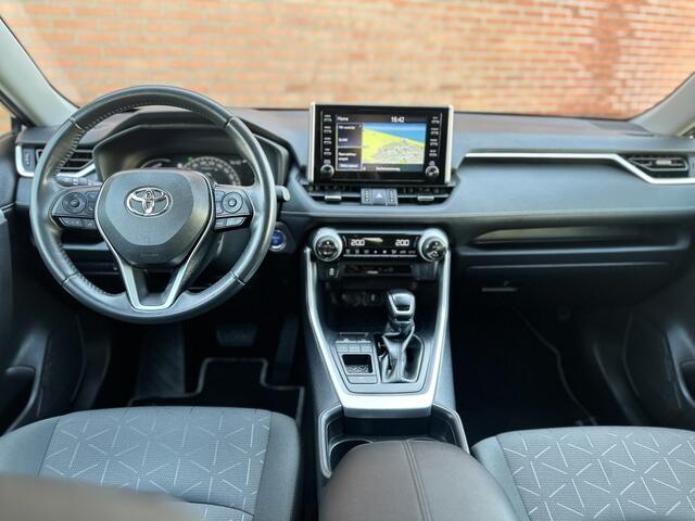 Toyota RAV4 2.5 Hybrid Dynamic: SUV met Klasse & Karakter!