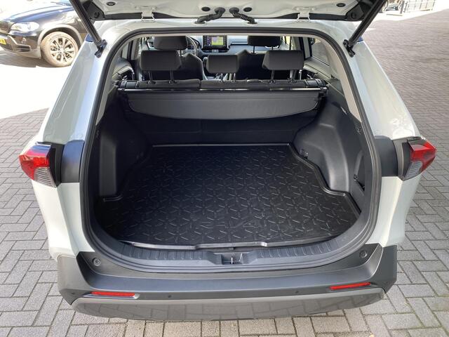 Toyota RAV4 2.5 Hybrid AWD Active | Wordt binnenkort verwacht |