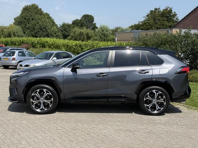 Toyota RAV4 2.5 Plug-in Hybrid AWD Bi-Tone Plus Stoelverwarming & koeling | HUD | JBL | 360 Camera