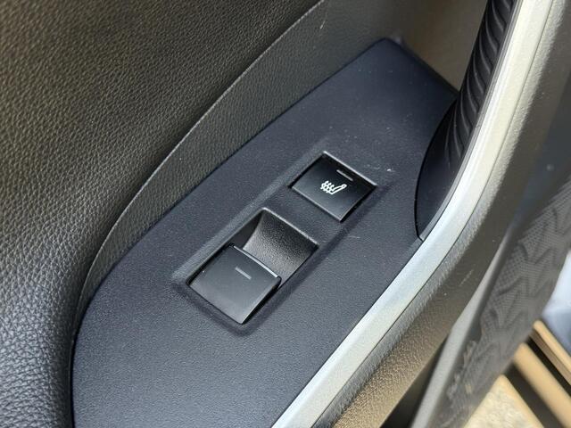 Toyota RAV4 2.5 Plug-in Hybrid AWD Bi-Tone Plus Stoelverwarming & koeling | HUD | JBL | 360 Camera
