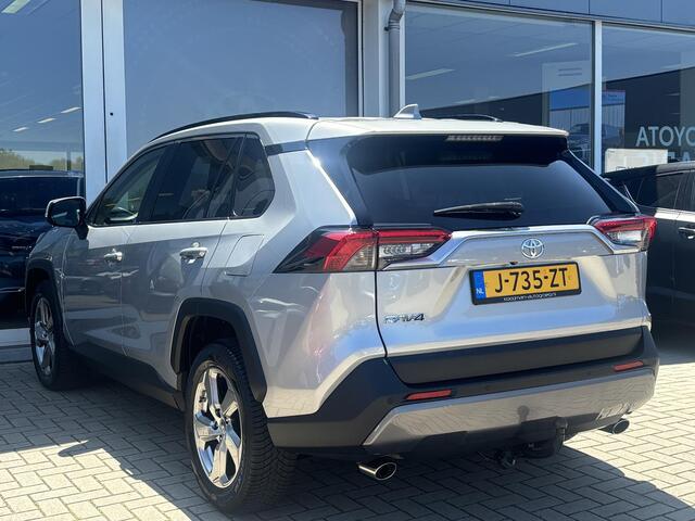 Toyota RAV4 2.0 VVT-iE Outdoor | 1e Eigenaar | 360 Camera | 1.500 KG Trekgewicht | Navigatie | BTW'er |