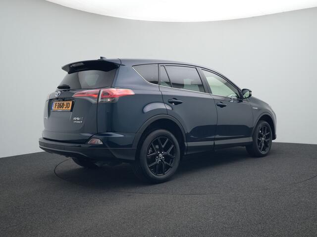 Toyota RAV4 2.5 Hybrid Black Edition 6/6 Opgave Reco