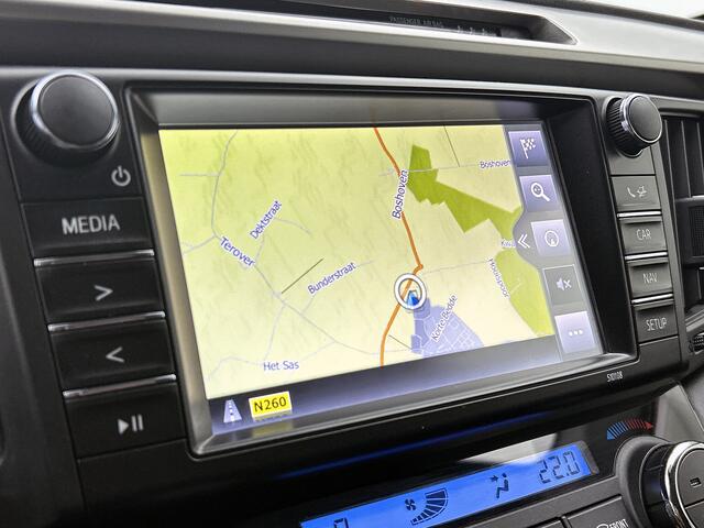Toyota RAV4 2.5 Hybrid AWD Style | Navigatie | Camera | Trekhaak | Verwarmbaar stuur |
