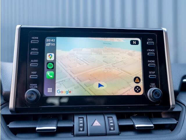 Toyota RAV4 2.5 Hybrid AWD Bi-Tone | Elk. A-klep | Stoel & Stuur verw. | Camera | Navi | Prijs Rijklaar!!