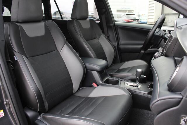 Toyota RAV4 2.5 Hybrid Black Edition / Schuifdak / Camera / N.A.P.