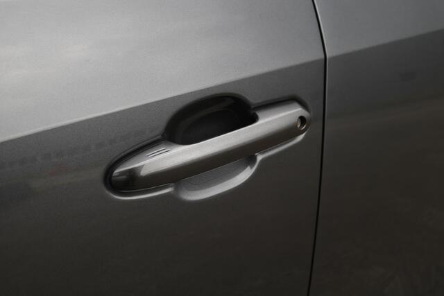 Toyota RAV4 2.5 Plug-in Hybrid AWD Bi-Tone Plus