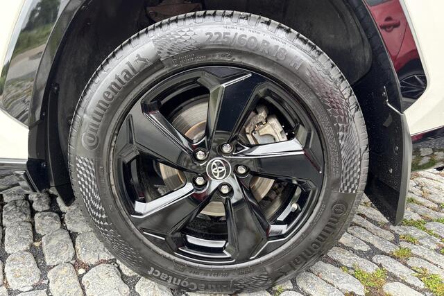Toyota RAV4 2.5 Hybrid AWD Bi-Tone Innovation Pack,Trekhaak, Trekgewicht 1650kg geremd