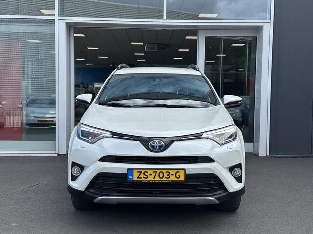 Toyota RAV4 2.5 Hybrid AWD Style Trekhaak | 18 inch | Blind spot