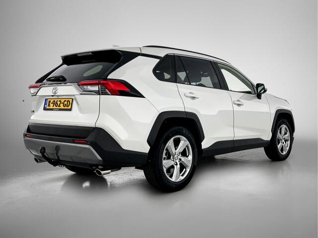Toyota RAV4 2.0 VVT-iE Dynamic | Trekhaak | 1500 KG trekgewicht | Blindspot detectie |