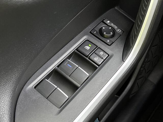Toyota RAV4 2.0 VVT-iE Dynamic | Trekhaak | 1500 KG trekgewicht | Blindspot detectie |