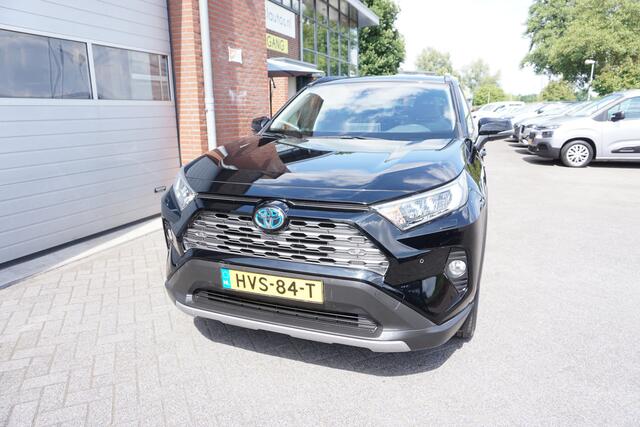 Toyota RAV4 2.5 Hybrid Dynamic AFN. TREKHAAK - CAMERA - NAVI - APPLE CARPLAY / ANDROID - DAB+ - BLUETOOTH - ELEKTR KLEP - PARKEERSENSOREN V+A - KEYLESS - PRIVACYGLAS - DEALER ONDERHOUDEN - PERFECTE STAAT
