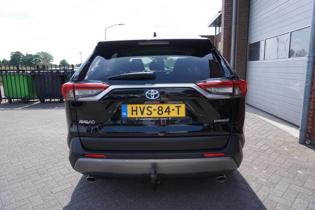 Toyota RAV4 2.5 Hybrid Dynamic AFN. TREKHAAK - CAMERA - NAVI - APPLE CARPLAY / ANDROID - DAB+ - BLUETOOTH - ELEKTR KLEP - PARKEERSENSOREN V+A - KEYLESS - PRIVACYGLAS - DEALER ONDERHOUDEN - PERFECTE STAAT