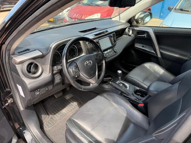 Toyota RAV4 2.5 Hybrid AWD Executive 2017 - ¤12.455 excl BTW LEDER int., Schuifdak, 18" LMV, etc. NAP + Boekjes zijn aanwezig.