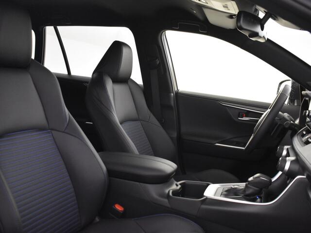 Toyota RAV4 2.5 Hybrid AWD Style Bi-Tone