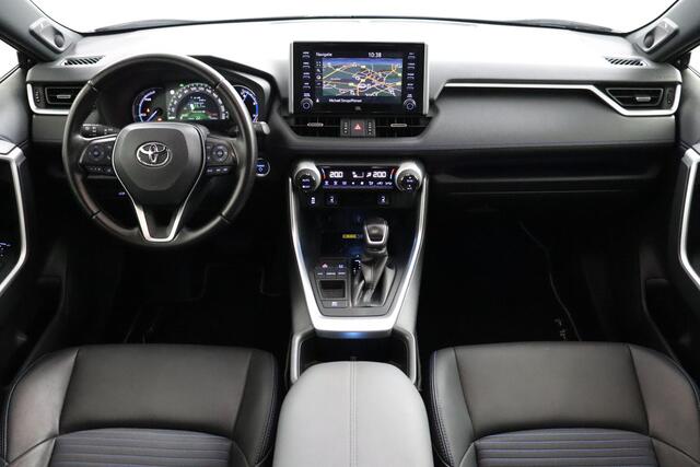 Toyota RAV4 2.5 Hybrid Style | Apple Carplay/Android Auto | JBL Audio | Elektrische Achterklep | Parkeersensoren | Stoelverwarming |
