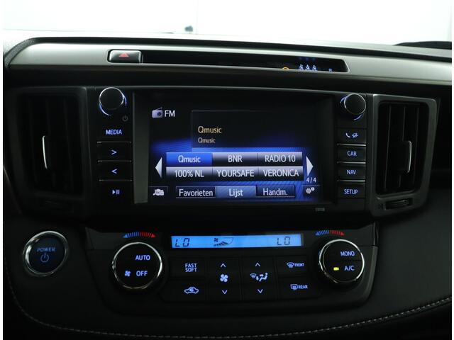 Toyota RAV4 2.5 Hybrid AWD Style | Stoelverwarming | Cruise control | Trekhaak 1650 kg. |
