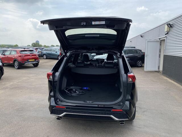 Toyota RAV4 2.5 Plug-in Hybrid AWD GR SPORT 360" Camera, Stoel- & Stuurwiel verwarmd, Seat memory, Dodehoekdetectie, Suède GR Sport interieur,