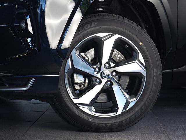 Toyota RAV4 2.5 Plug-in Hybrid AWD Bi-Tone Plus | Dodehoekdetectie | Noodremassistent | Adaptive Cruise Control | Lane Assist | Achteropkomend verkeer waarschuwing | Stuurwiel en Voorstoelen Verwarmd |