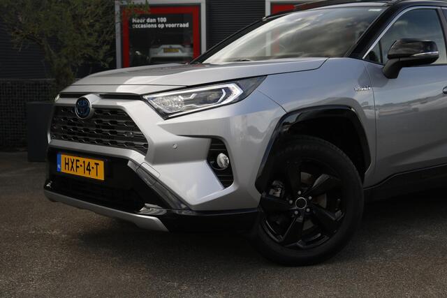 Toyota RAV4 2.5 Hybrid AWD Bi-Tone Panorama, Stoelverwarming