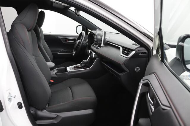 Toyota RAV4 2.5 Plug-in Hybrid AWD Dynamic | Trekhaak 1500 KG | Stoelverwarming | Stuur en Voorruit verwarming | Led Verlichting |