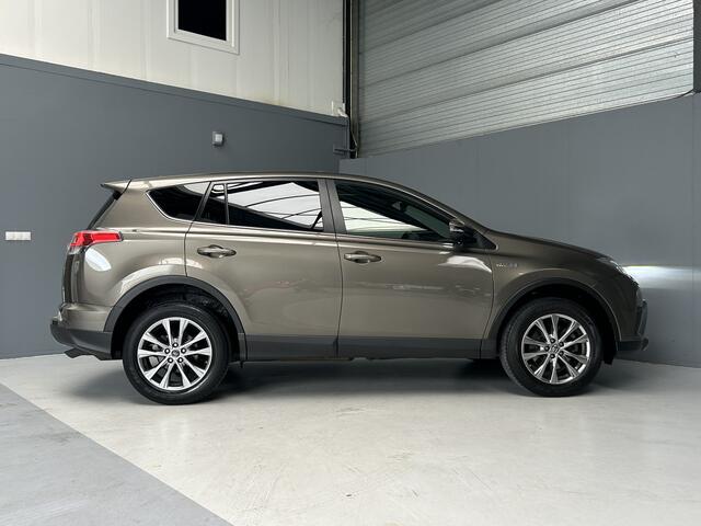 Toyota RAV4 2.5 Hybrid AWD Executive Leder|Navi|Cruise|Xenon