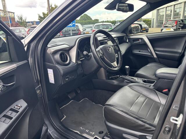 Toyota RAV4 2.5 Hybrid Black Edition