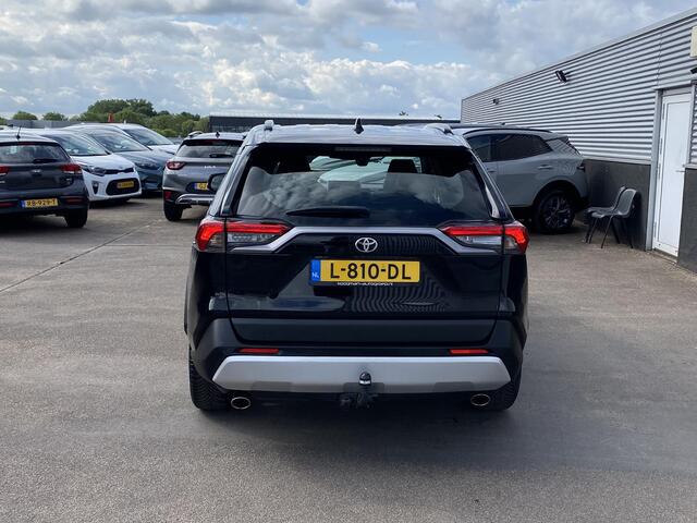 Toyota RAV4 2.5 Hybrid AWD Executive Premium Pack, Bomvol! Trekhaak, rondomzicht camera, stoelverwarming- & ventilatie, dodehoekdetectie, JBL Audio, keyless