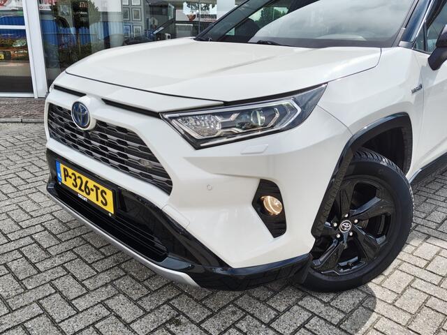 Toyota RAV4 2.5 Hybrid AWD Bi-Tone | Trekhaak | All Season | JBL | Navi