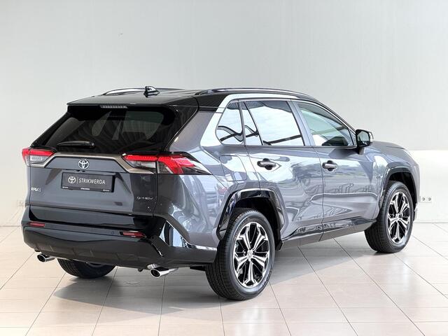 Toyota RAV4 2.5 PHEV AWD Style | Nieuw op voorraad | 1650kg Trekgewicht | Keyless | Connected services | Stoelverwarming |