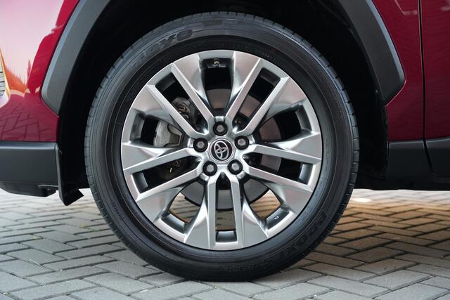 Toyota RAV4 2.5 Hybrid AWD Bi-Tone 220pk Stoelverwarming/AppleCarplay/Camera