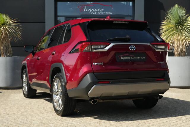 Toyota RAV4 2.5 Hybrid AWD Bi-Tone 220pk Stoelverwarming/AppleCarplay/Camera