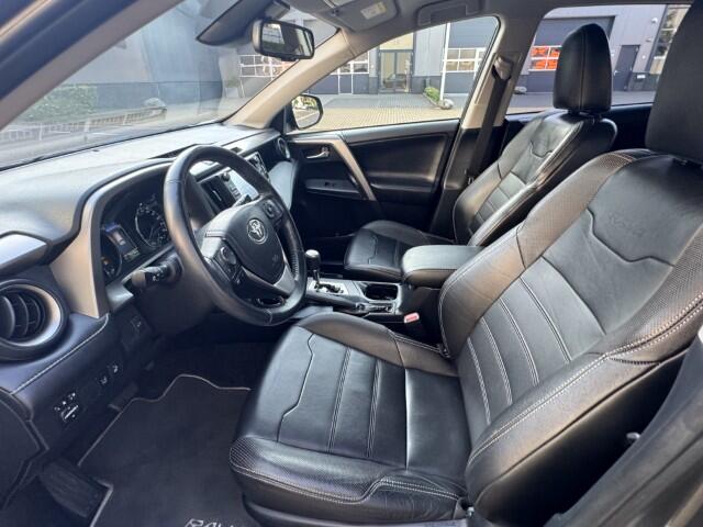 Toyota RAV4 2.5 Hybrid Team D. Leer, Navi