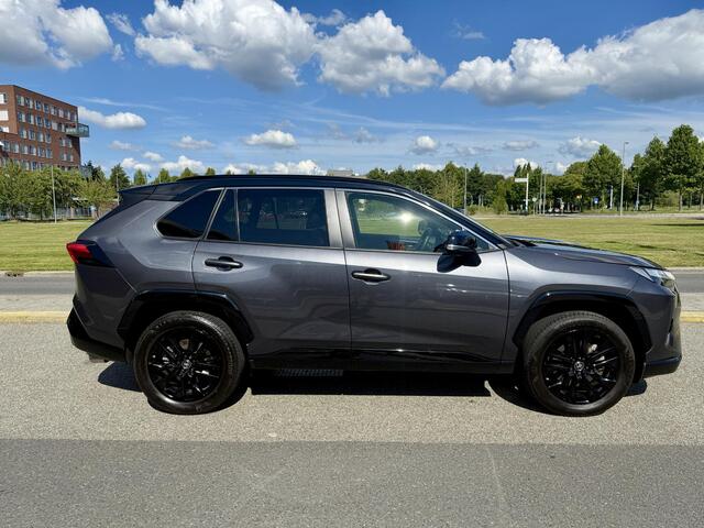 Toyota RAV4 2.5 Hybrid Bi-Tone Leer / 19 inch LMV / Carplay / PDC