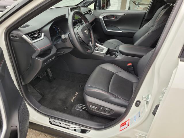 Toyota RAV4 2.5 Plug-in Hybrid AWD Limited Aut./Bi-tone/Leder/ Zeer complete auto!