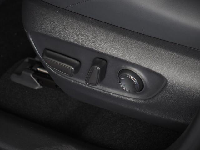 Toyota RAV4 2.5 Hybrid Style | 360° Camera | Adaptive Cruise Control Met Stuurhulp | Dodehoekdetectie | Apple CarPlay/ Android Auto | Stuur- En Stoelverwarming | Achteruitrijcamera | Parkeersensoren Voor- En Achter