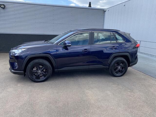 Toyota RAV4 2.5 Hybrid Dynamic Navigatie Apple CarPlay/Android Auto, parkeersensoren, achteruitrij camera, adaptieve cruise control,