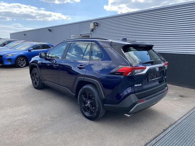 Toyota RAV4 2.5 Hybrid Dynamic Navigatie Apple CarPlay/Android Auto, parkeersensoren, achteruitrij camera, adaptieve cruise control,