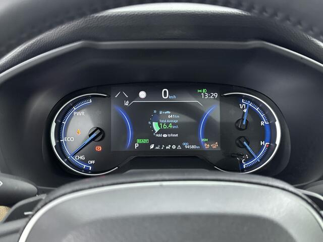 Toyota RAV4 2.5 Hybrid Executive Limited | Panoramic View Monitor | Leer | Stuur-/Stoelverwarming | Stoelventilatie | Lichtmetalen Velgen 18'' | Metaallak |