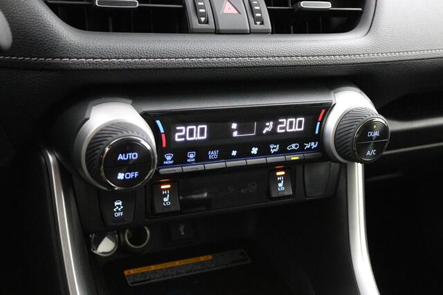 Toyota RAV4 2.5 Hybrid Executive Adaptive Cruise Control | Navigatie | Lederen bekleding | Parkeersensoren | Apple Carplay | Android Auto |