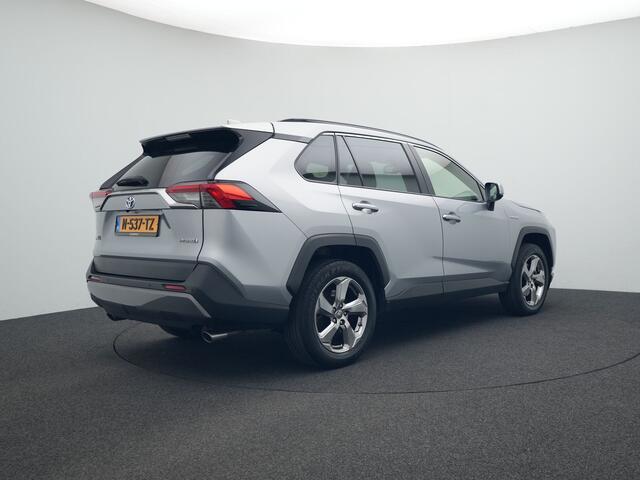 Toyota RAV4 2.5 Hybrid Dynamic | Navigatie | Parkeersensoren | Elek. Achterklep |