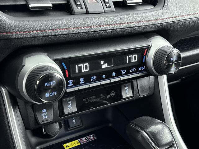 Toyota RAV4 2.5 Plug-in Hybrid AWD Style Limited | Stoelverwarming | Elek. achterklep | Lichtmetalen Velgen |