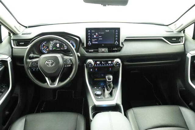 Toyota RAV4 2.5 Hybrid AWD Executive | Adaptive Cruise Control | Lederen bekleding | Navigatie | Stoelverwarming | Stoelventilatie | Apple Carplay | Android Auto |