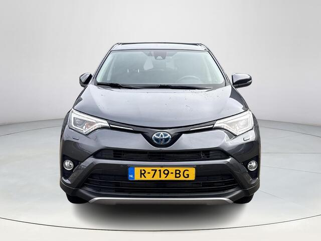 Toyota RAV4 2.5 Hybrid Style **NAVIGATIE/ PARKEERCAMERA/ 36 MAANDEN GARANTIE**