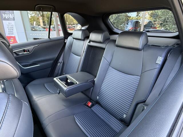 Toyota RAV4 2.5 Hybrid Bi-Tone STYLE