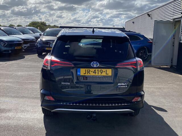 Toyota RAV4 2.5 Hybrid Executive Business Trekhaak 13-polig, parkeersensoren, 360° camera, dodehoek detectie, stoelverwarming, navigatie, JBL audio, cruise control, keyless