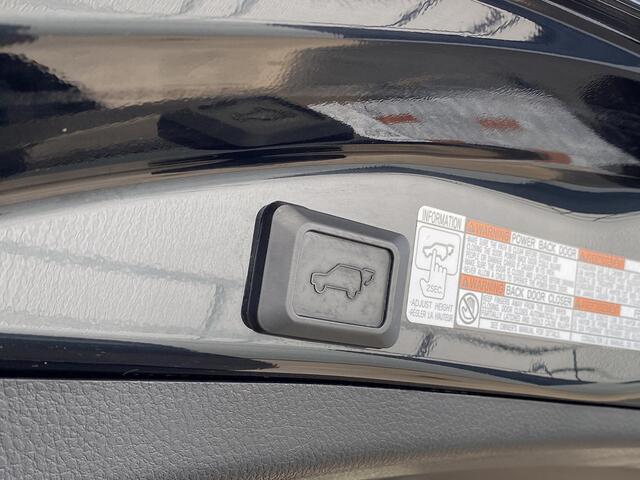 Toyota RAV4 2.5 Hybrid Executive Business Trekhaak 13-polig, parkeersensoren, 360° camera, dodehoek detectie, stoelverwarming, navigatie, JBL audio, cruise control, keyless