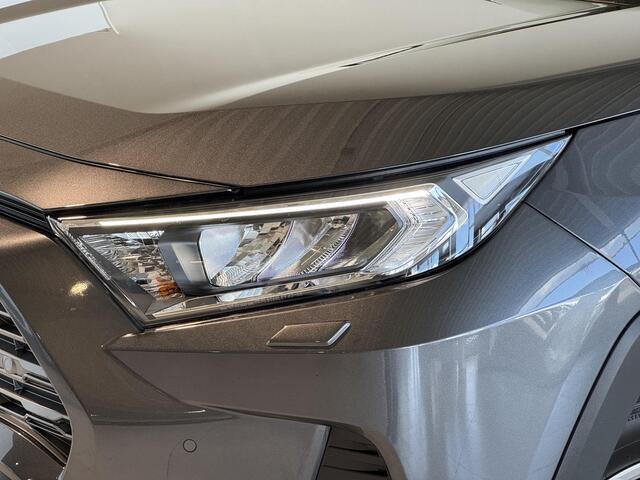 Toyota RAV4 2.5 Hybrid Style | Elektr. achterklep | Keyless | Trekhaak (vast) | Stoel/stuur verw. |