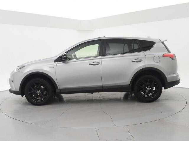 Toyota RAV4 2.5 HYBRID AUT. BLACK EDITION + SCHUIFDAK | LEDER | CAMERA | ADAPTIVE CRUISE | STOELVERW. | 18 INCH